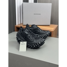 Balenciaga Low Shoes